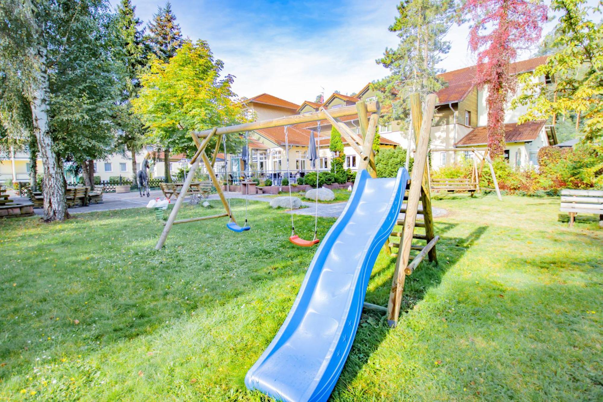 Ferien Hotel Spree-Neisse Neuhausen  エクステリア 写真