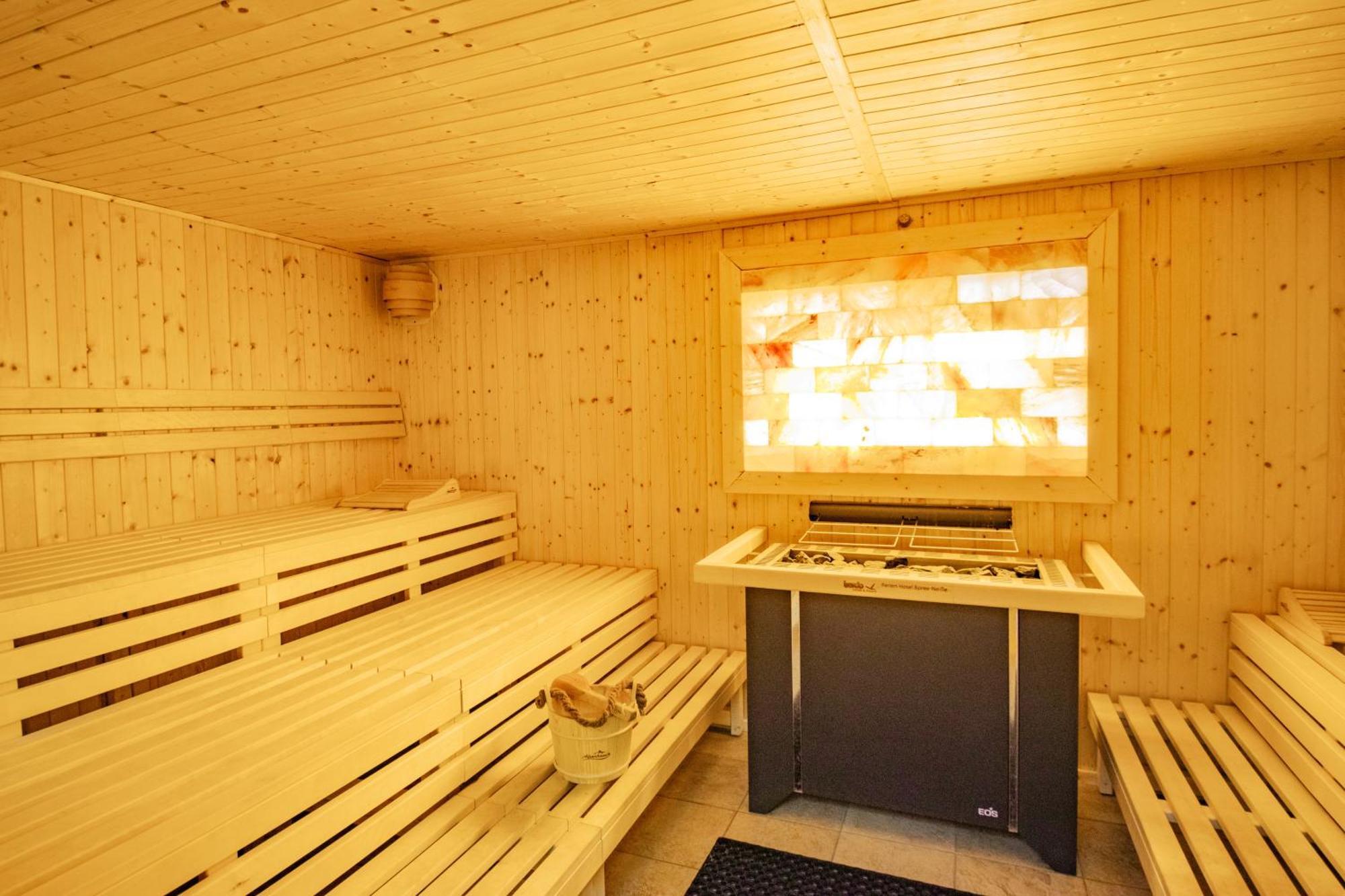 Ferien Hotel Spree-Neisse Neuhausen  エクステリア 写真