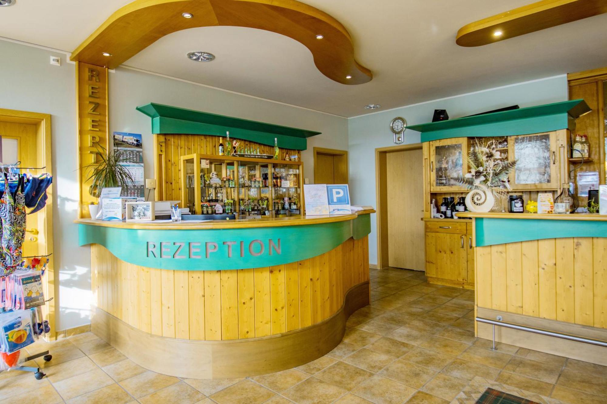 Ferien Hotel Spree-Neisse Neuhausen  エクステリア 写真
