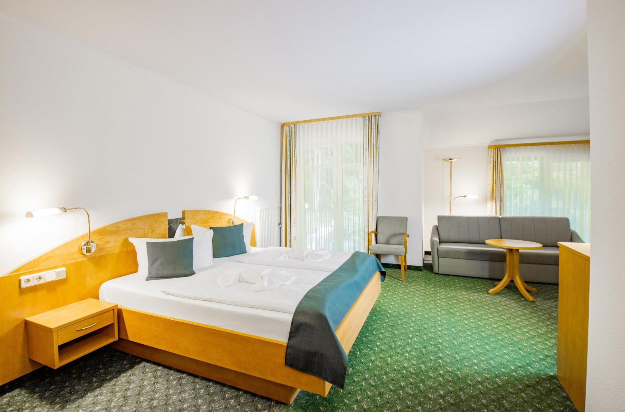 Ferien Hotel Spree-Neisse Neuhausen  エクステリア 写真