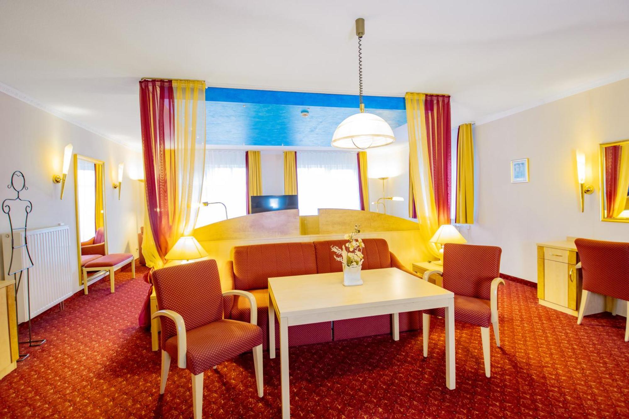 Ferien Hotel Spree-Neisse Neuhausen  エクステリア 写真