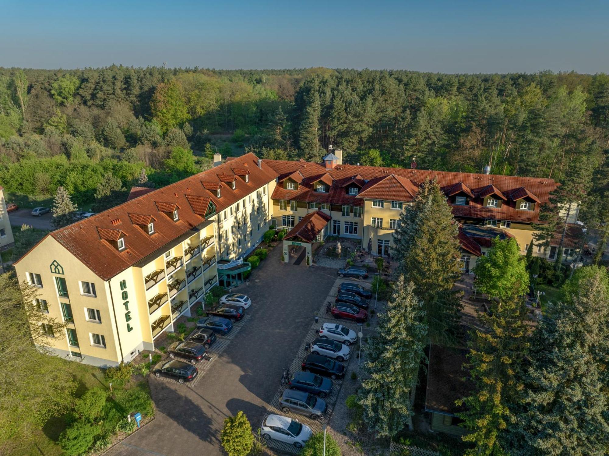 Ferien Hotel Spree-Neisse Neuhausen  エクステリア 写真