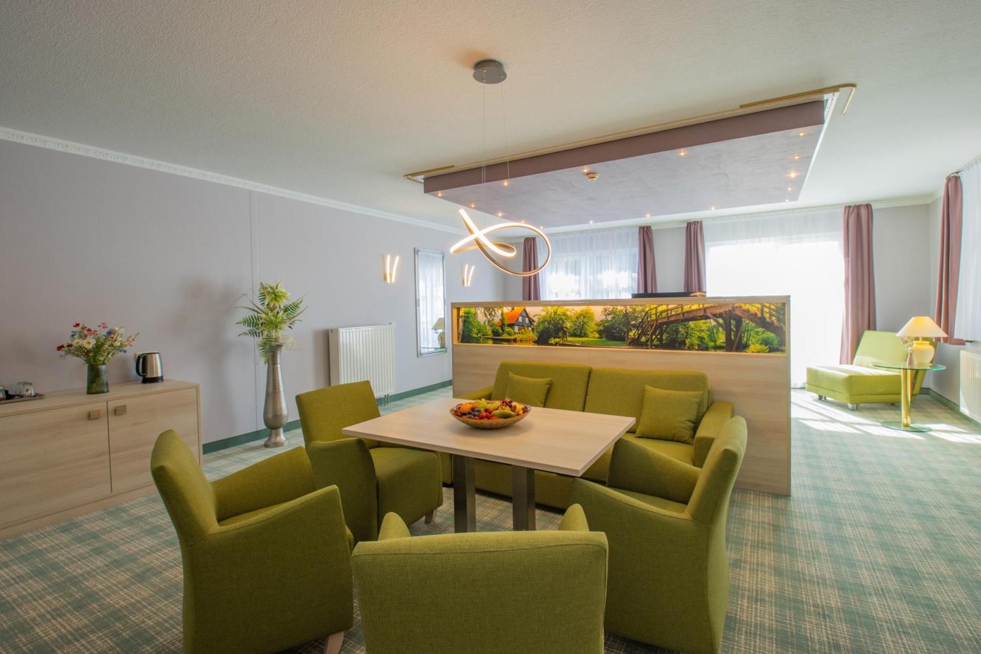 Ferien Hotel Spree-Neisse Neuhausen  エクステリア 写真